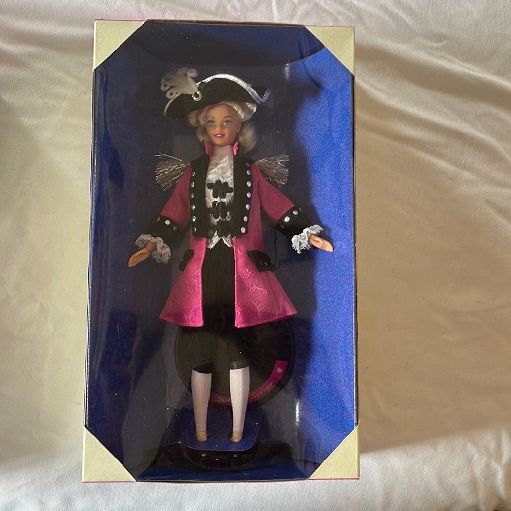 FAO Schwarz Limited Edition Barbie as George Washington